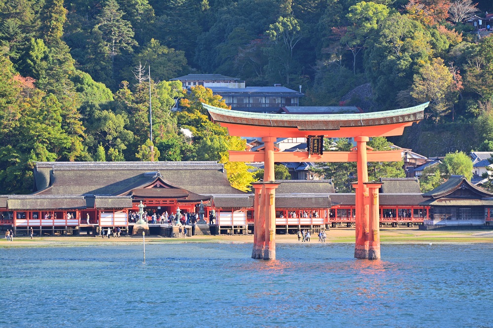 厳島神社（イメージ）　画像提供：s fukumura  PIXTA