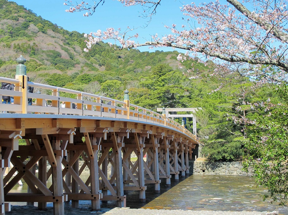 伊勢神宮 内宮 宇治橋（イメージ）画像提供：伊勢志摩観光コンベンション機構